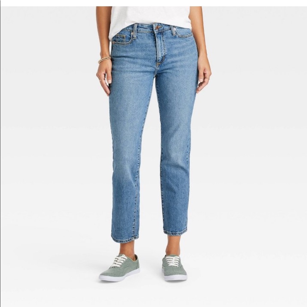 Women's High-Rise Slim Straight Jeans
Universal Thread™ Medium Blue Size 6